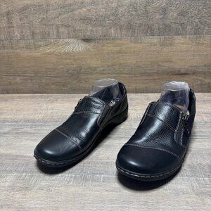 Clarks Cora Harbor Black Leather Side Zip Loafers Women's Size 11